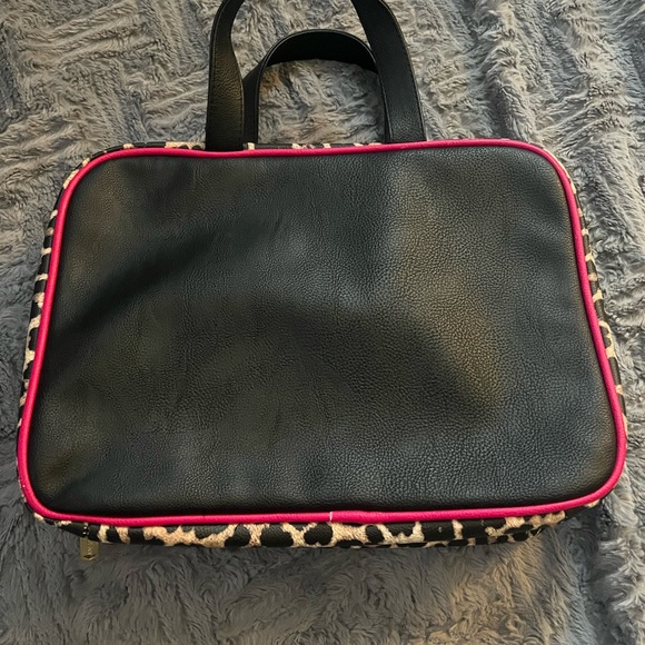 Betsey Johnson Black and Pink Bow Leopard Travel Bag - Picture 3 of 6